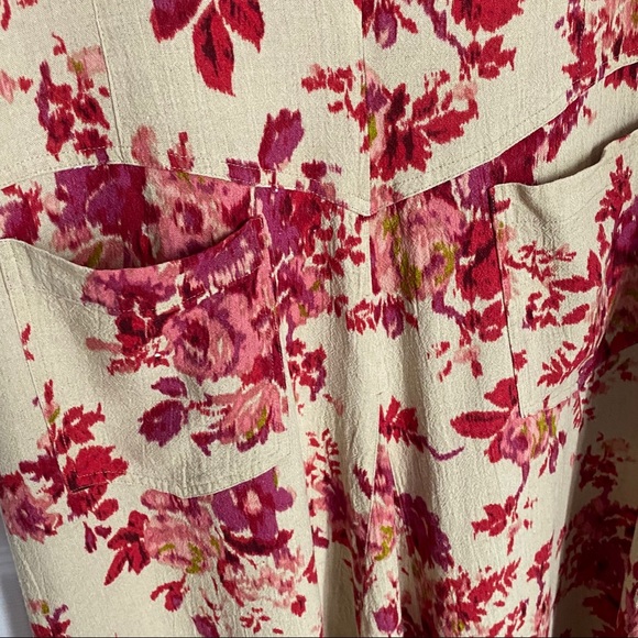 LOVELY FLORAL DRESS - Picture 12 of 15